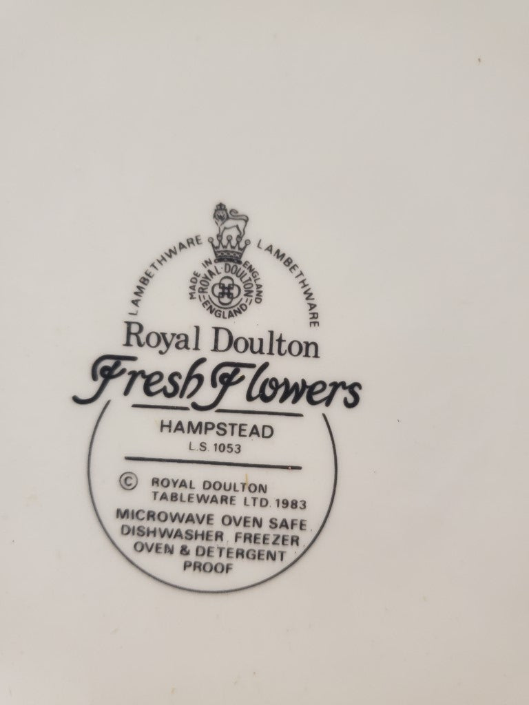 Set of 4 Royal Doulton Hampstead Dinner Plates LK