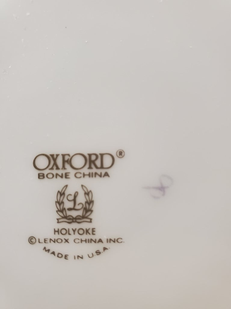 Set of 2 Oxford Holyoke Dinner Plates