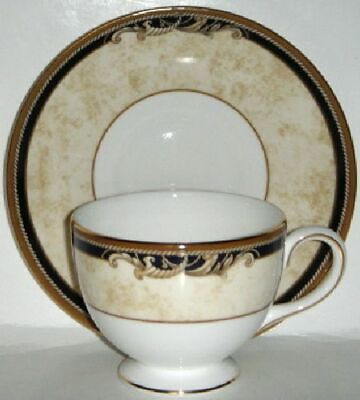 Set of 4 Wedgwood Cornucopia Cup & Saucers