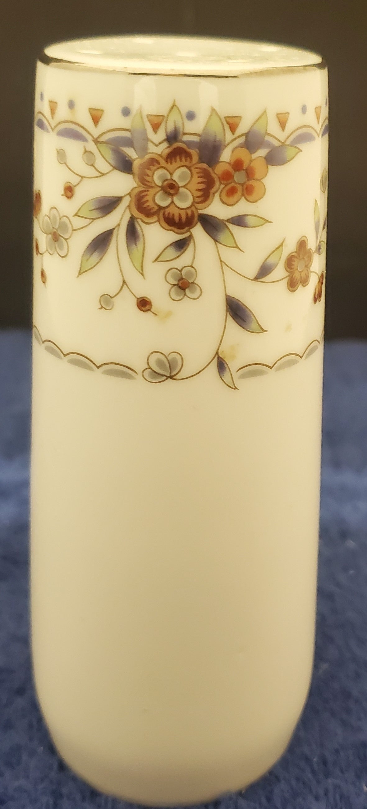 Noritake Adagio Salt Shaker