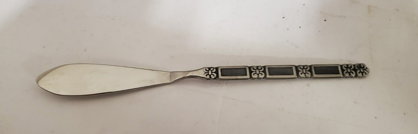 Oneida Madrid Black Accent (Stainless) Butter Spreader