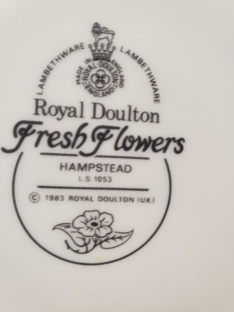 Set of 7 Royal Doulton Hampstead Salad Plates LK