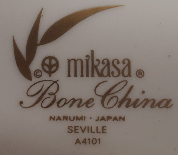 Mikasa Seville Vegetable Bowl without Cover LK