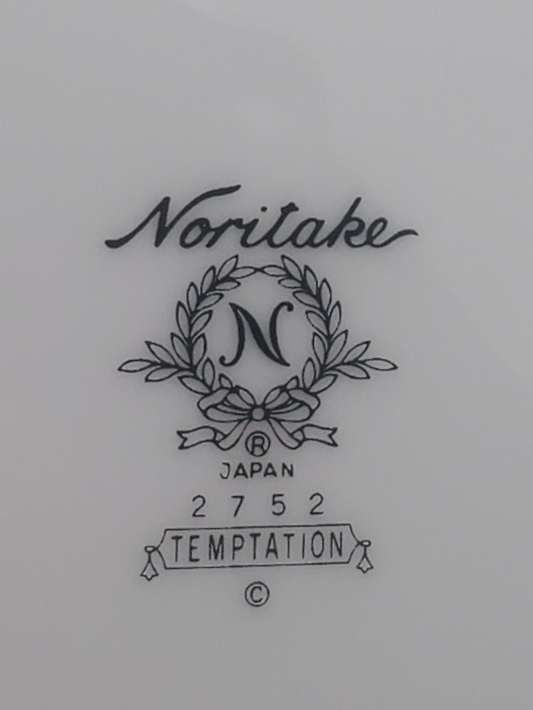 Set of 3 Noritake Temptation Dinner Plates LK