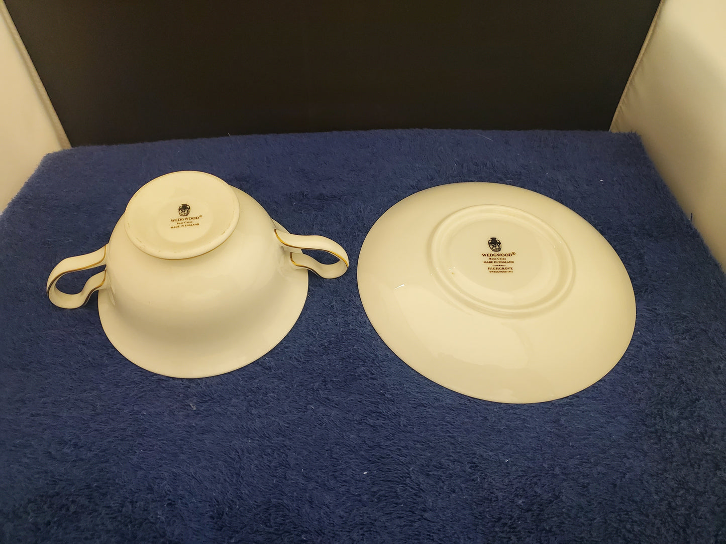 Set of 6 Wedgwood Highgrove Cream Soup & Saucer Sets