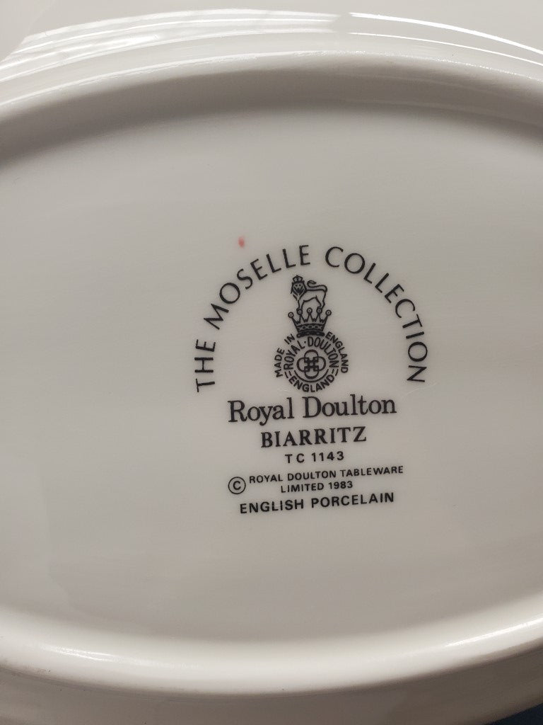 Royal Doulton Biarritz Creamer & Sugar Bowl with Lid LK