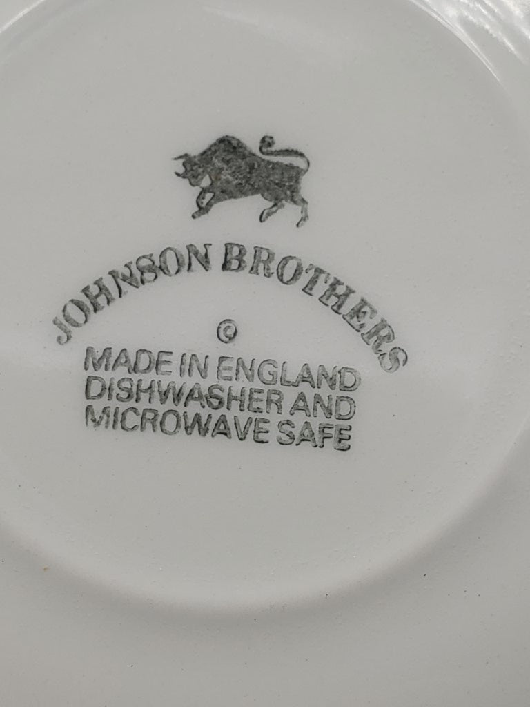 Set of 4 Johnson Brothers Tivoli White Cup & Saucer Sets LK