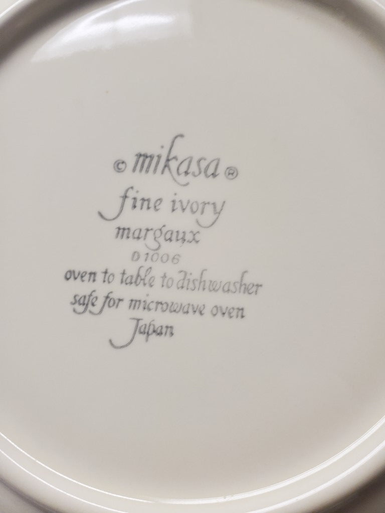 Set of 4 Mikasa Margaux Rim Soup Bowls