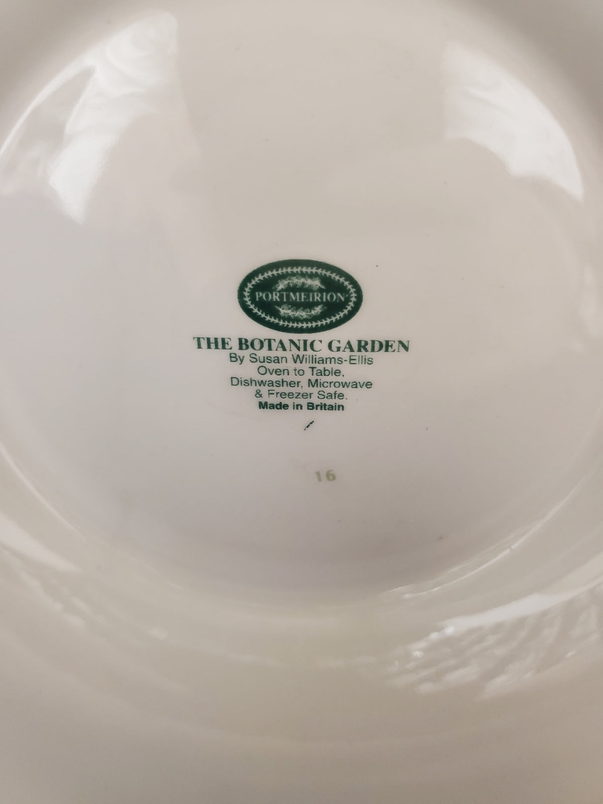 Portmeirion Botanic Garden Tureen & Lid (Passion Flower/Shrubby Peony)