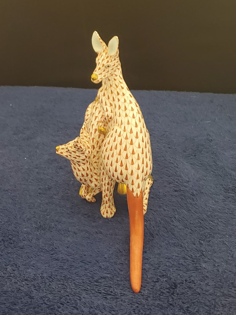 Herend Figurines Pair of Kangaroos - Rust (15318)