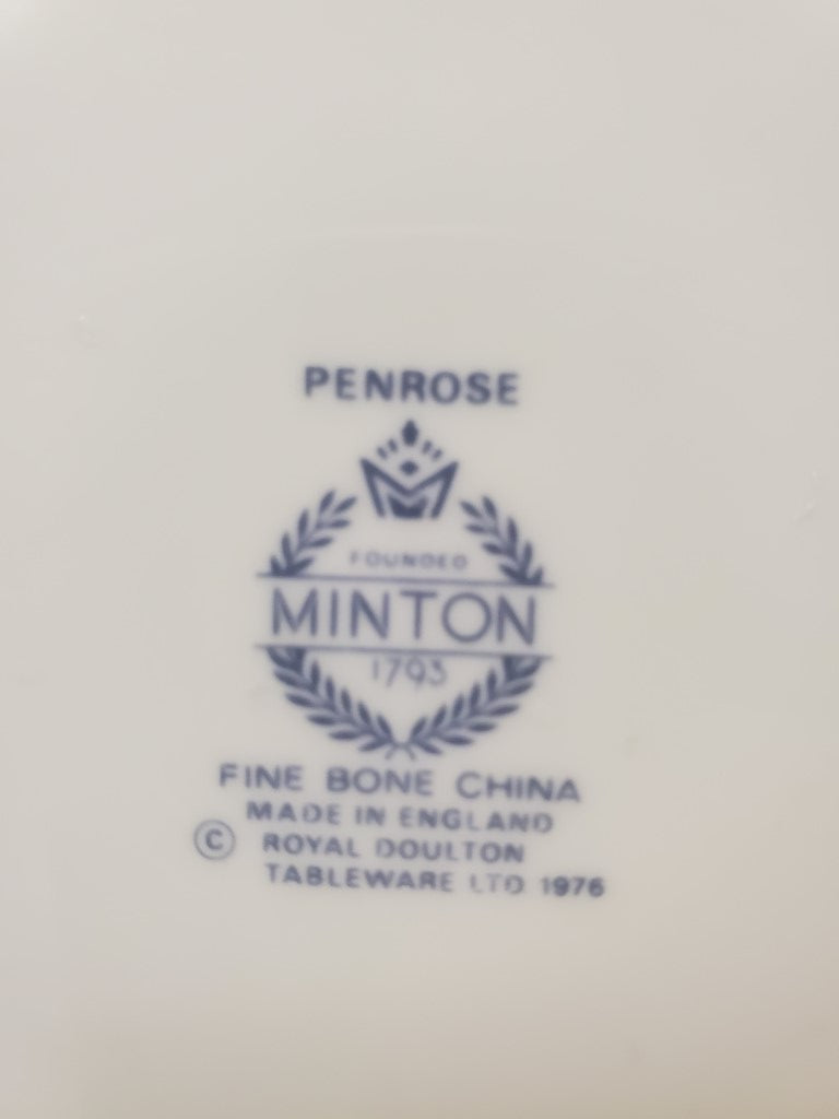 Set of 5 Minton Penrose Dinner Plates LK