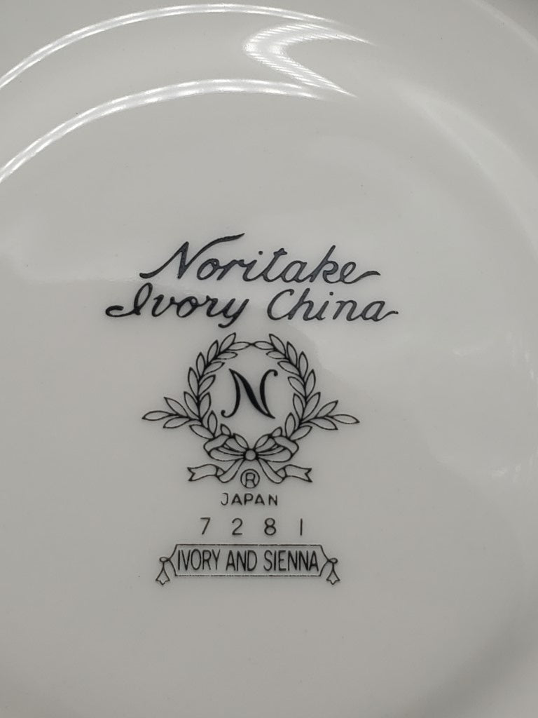 Set of 7 Noritake Ivory & Sienna Cup & Saucer Sets LK