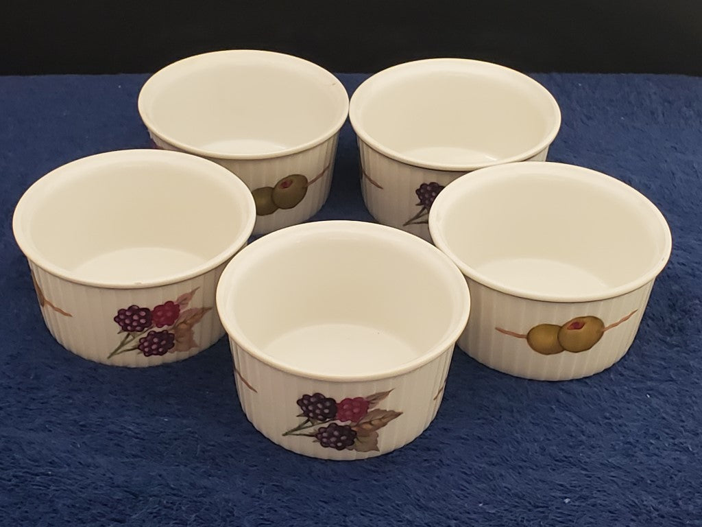 Set of 5 Royal Worcester Evesham Gold Ramekins