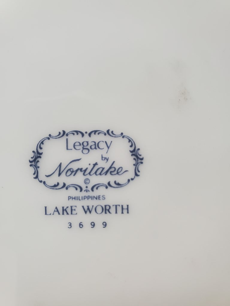 Set of 3 Noritake Lake Worth Dinner Plates LK