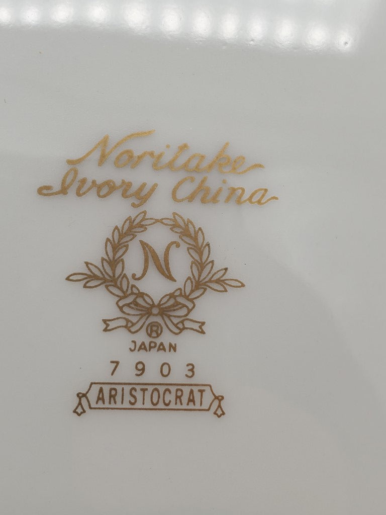 Noritake Aristocrat 6 Piece Place Setting LK