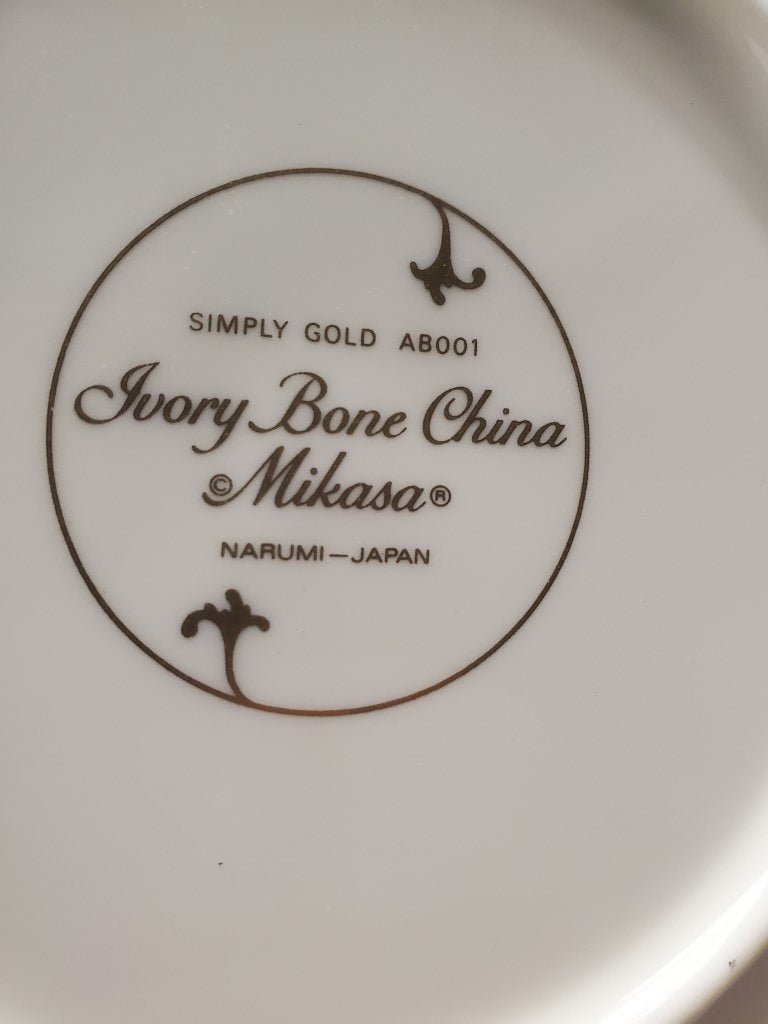 Set of 8 Mikasa Simply Gold Bread & Butter Plates LK