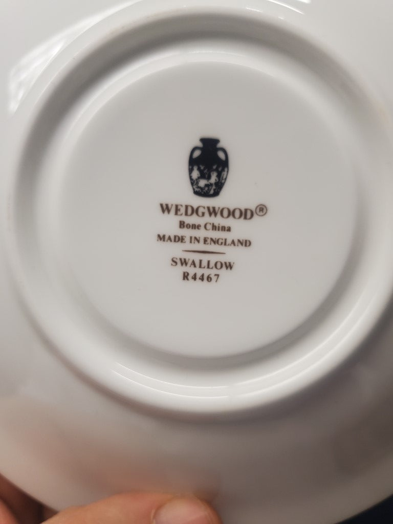 Set of 4 Wedgwood Swallow Cup & Saucer Sets