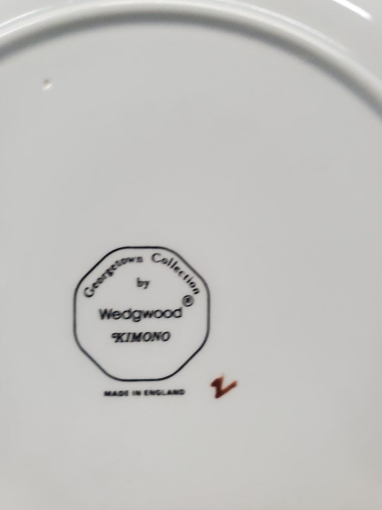 Set of 4 Wedgwood Kimono Dinner Plates LK