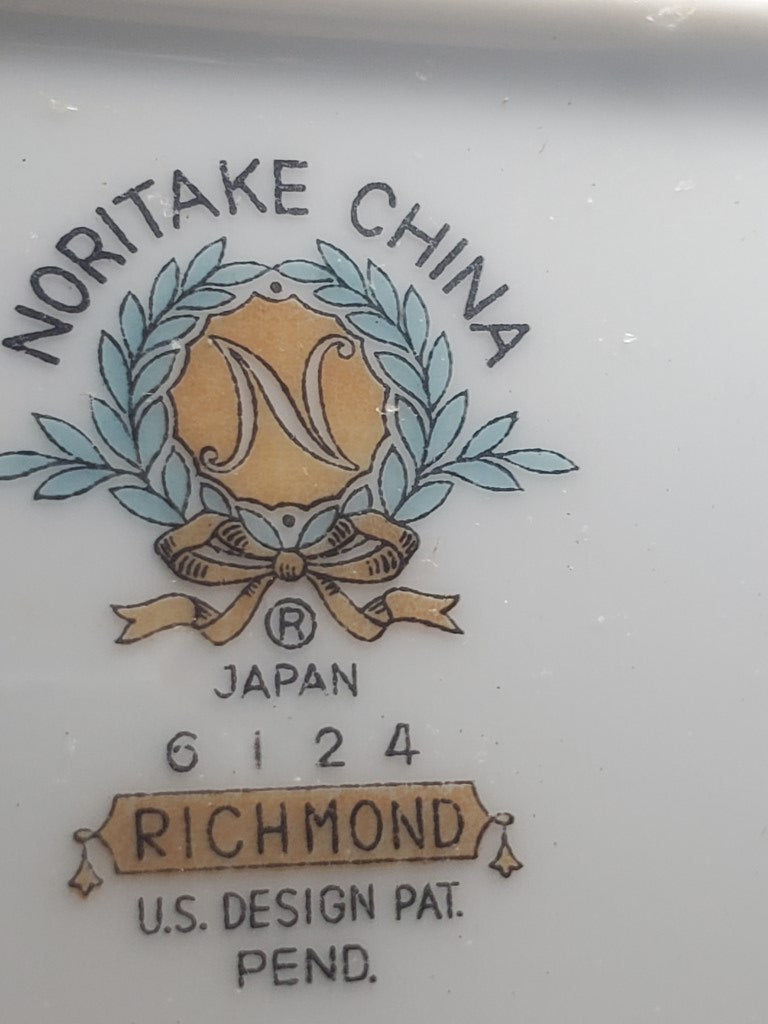 Noritake Richmond 13" Handled Oval Serving Platter LK