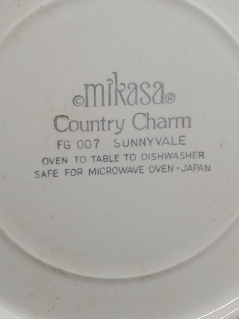 Set of 3 Mikasa Sunnyvale Dinner Plates LK