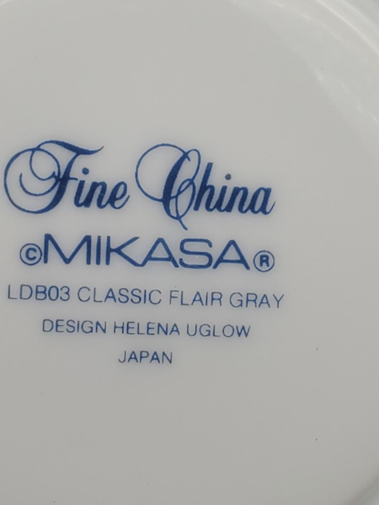 Set of 5 Mikasa Classic Flair Gray Cup & Saucer Sets LK