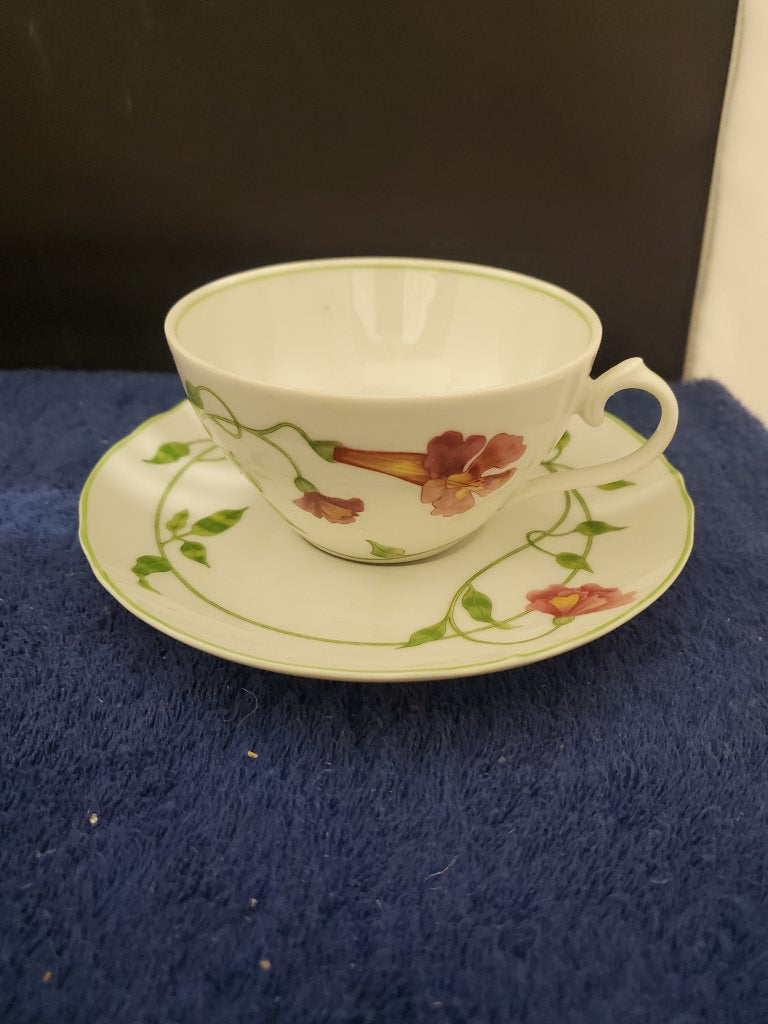 Set of 8 Denby Your Majesty Cup & Saucer Sets LK