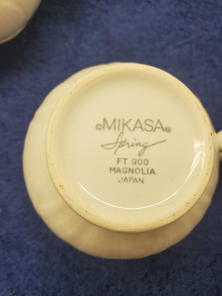 Mikasa Magnolia Creamer and Sugar Bowl with Lid LK