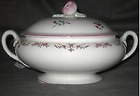 Royal Worcester Petite Fleur Covered Vegetable Bowl