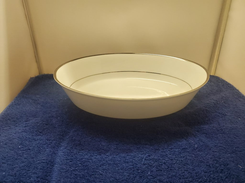 Noritake Spectrum 9" Oval Vegetable Bowl LK