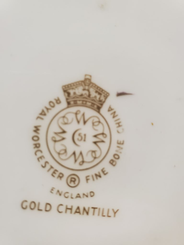 Royal Worcester Gold Chantilly Oval Serving Platter LK