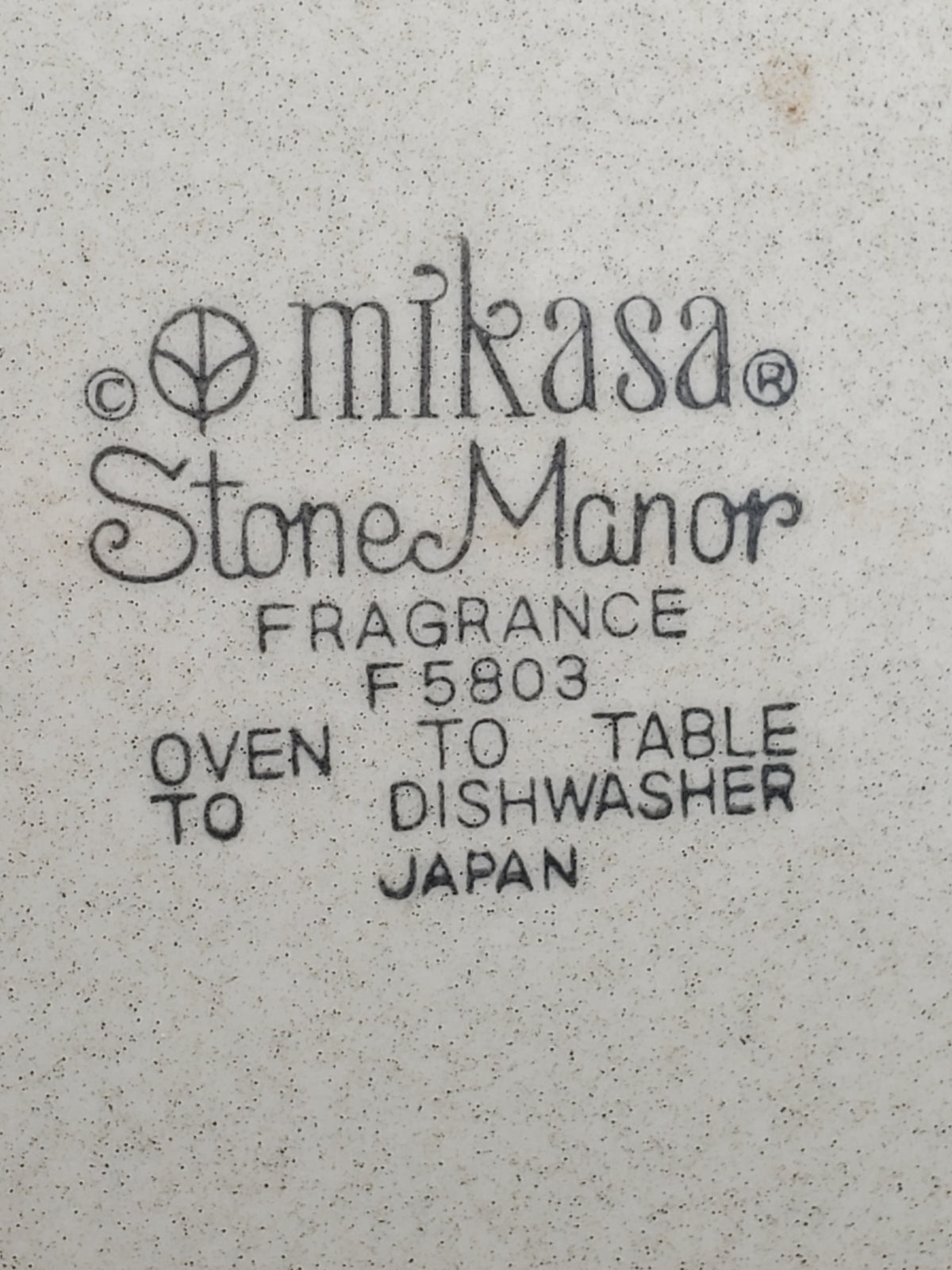 Set of 4 Mikasa Fragrance Dinner Plates LK