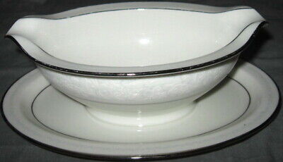 Noritake Trudy Gravy Boat With Attached Underplate