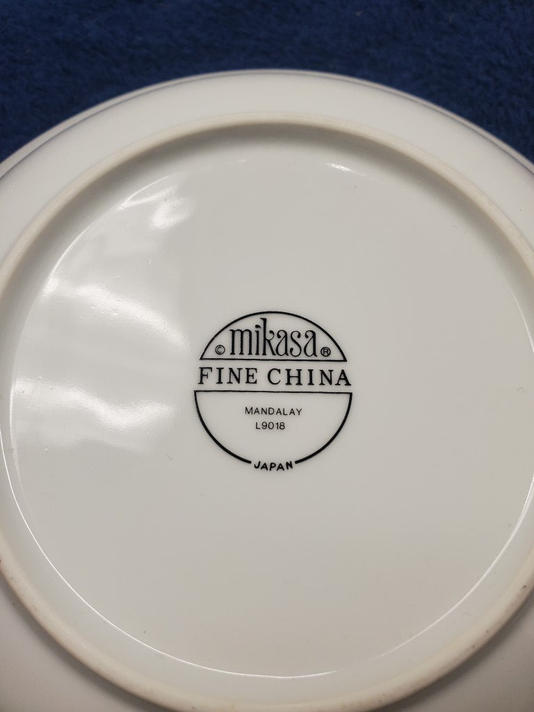 Mikasa Mandalay Round Serving Bowl LK