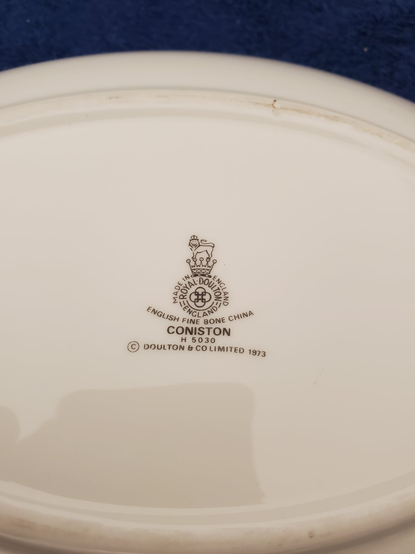 Royal Doulton Coniston 9" Oval Vegetable Bowl LK