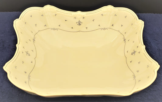 Tirschenreuth Fleur de Lis 9" Square Vegetable Bowl