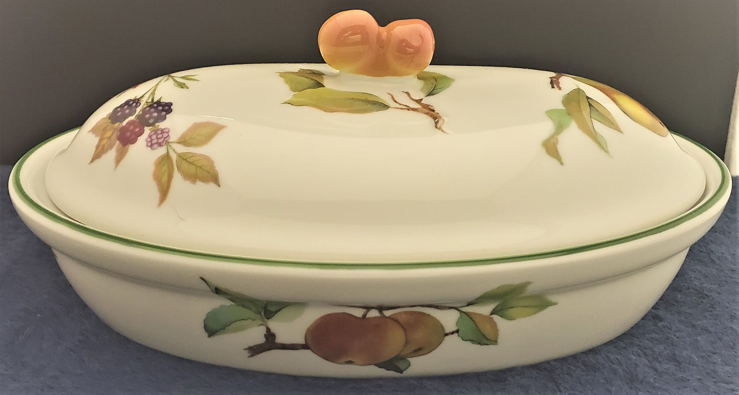 Royal Worcester Evesham Vale Oval Covered Casserole Dish with Fruit Top