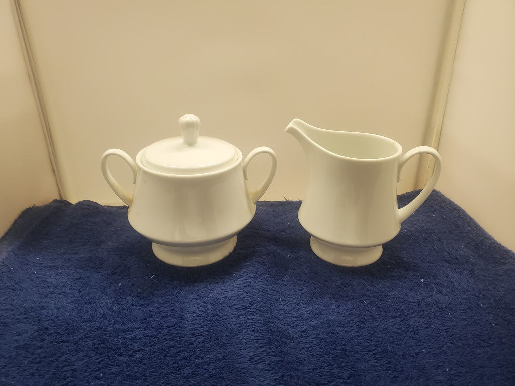 Noritake Commander White Creamer & Sugar Bowl with Lid LK