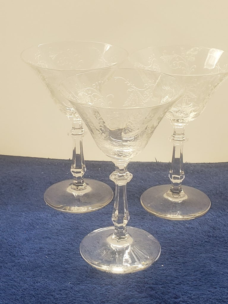 Set of 3 Glastonbury Lotus Vesta Clear Stem 75 Champagne/Tall Sherbet SASE102225