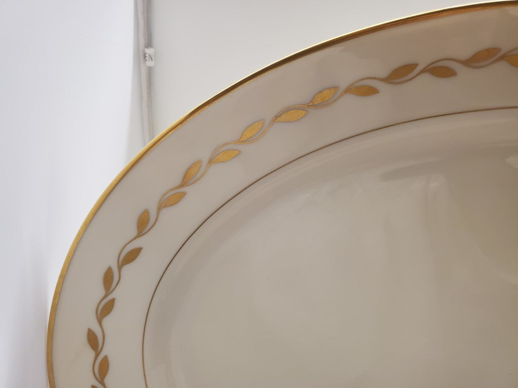 Lenox Golden Wreath 17" Oval Serving Platter LK