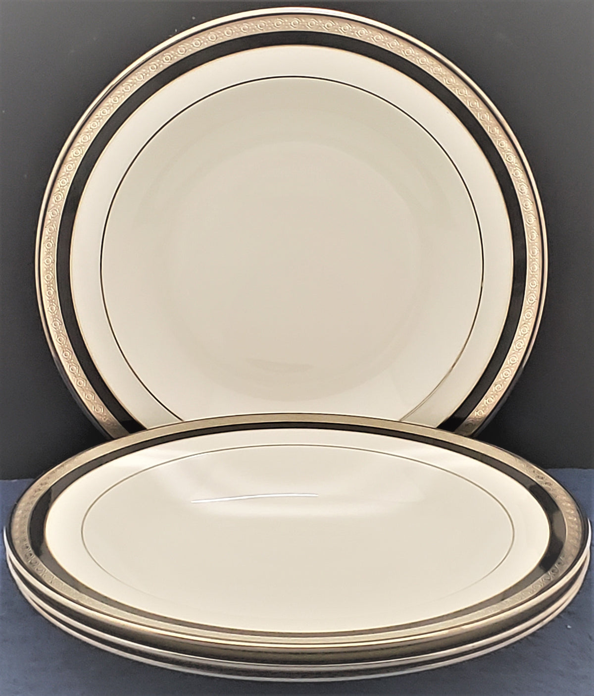 Set of 4 Waterford Colleen Rim Soup Bowls