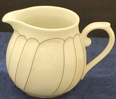 Mikasa Fleetwood Creamer LK