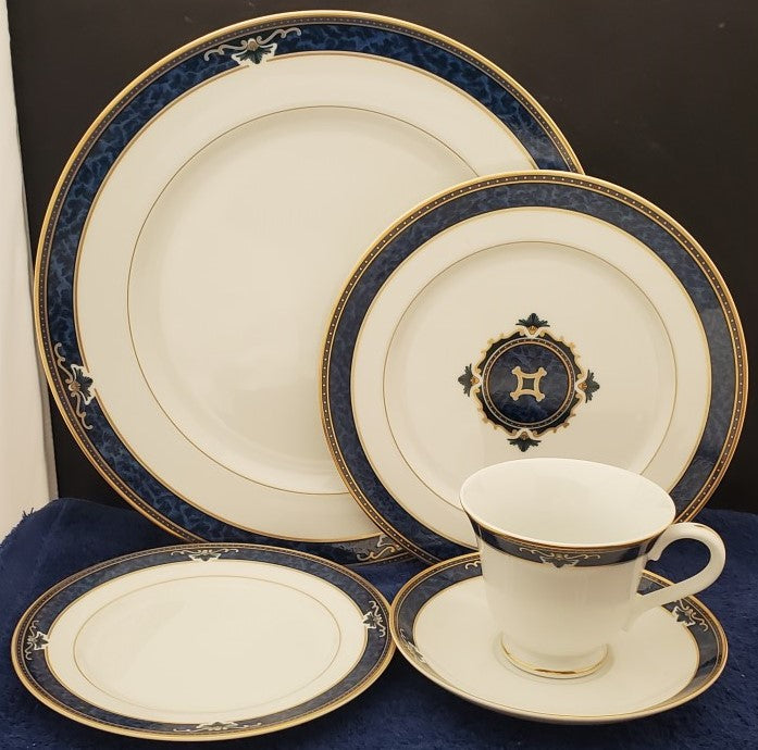 Wedgwood Chadwick 5 Piece Place Setting LK