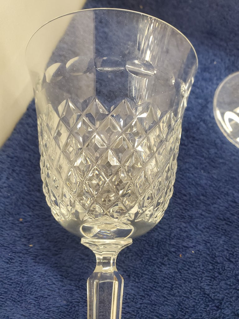 Set of 4 Mikasa Vanderbilt Wine Glasss LK