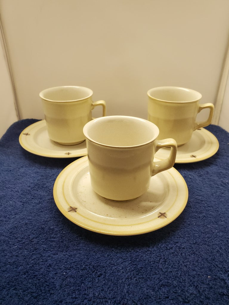 Set of 3 Mikasa Moonspun Cup & Saucer Sets LK