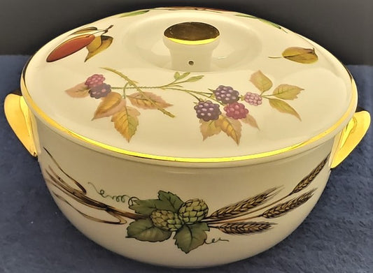 Royal Worcester Evesham Gold 8" Handled Round Covered Casserole