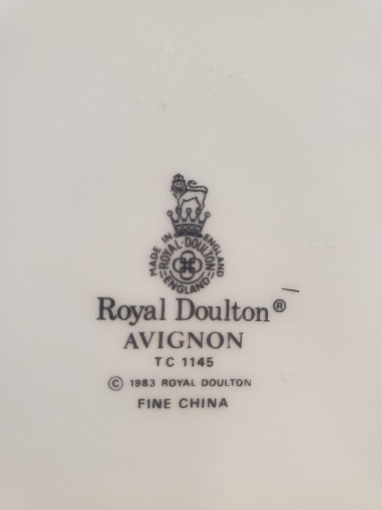 Royal Doulton Avignon 16" Oval Serving Platter LK