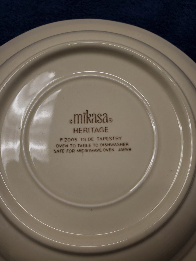 Mikasa Olde Tapestry Round Serving Bowl LK