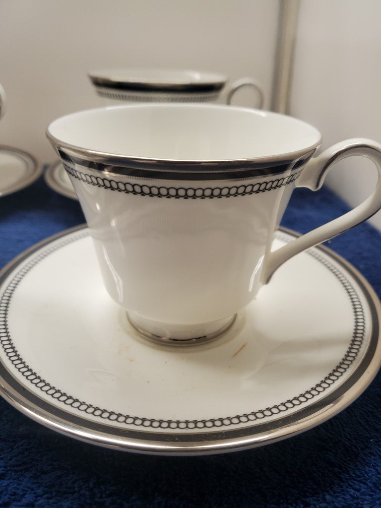 Set of 4 Royal Doulton Sarabande Cup & Saucer Sets LK