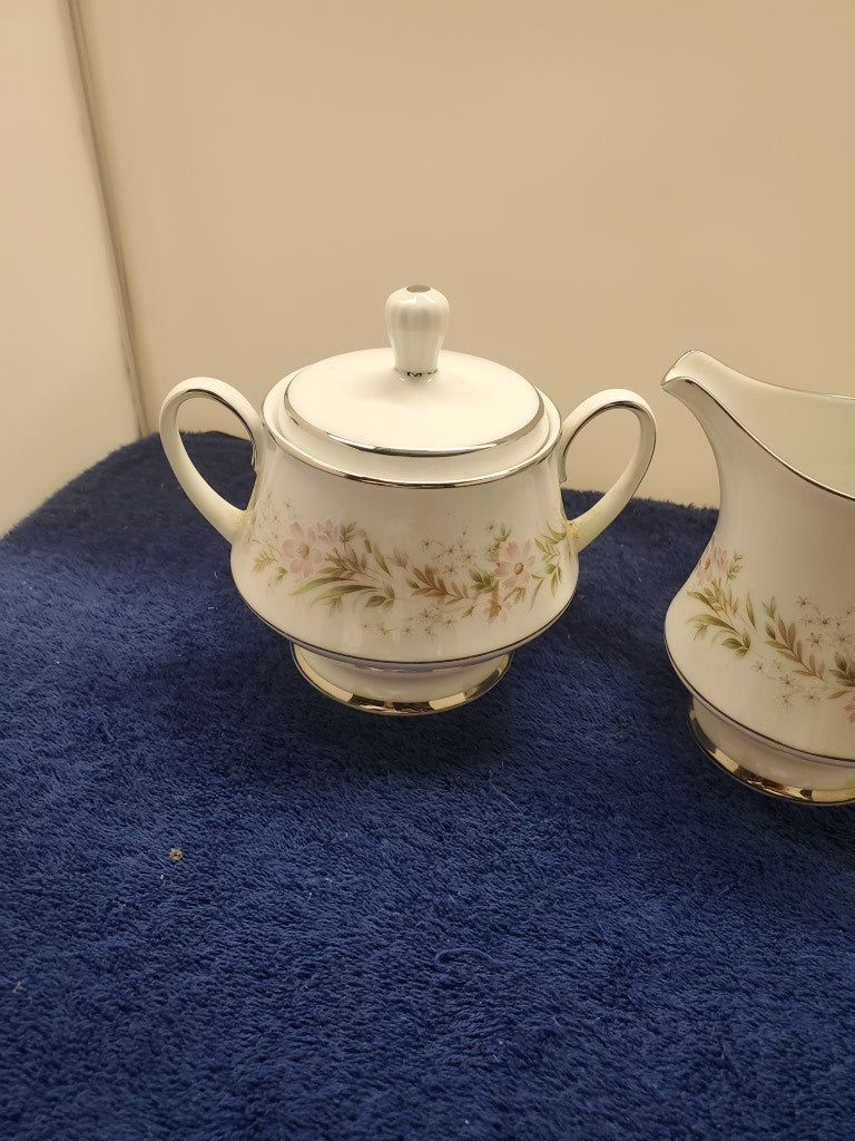 Noritake Mayflower Creamer & Sugar Bowl with Lid LK