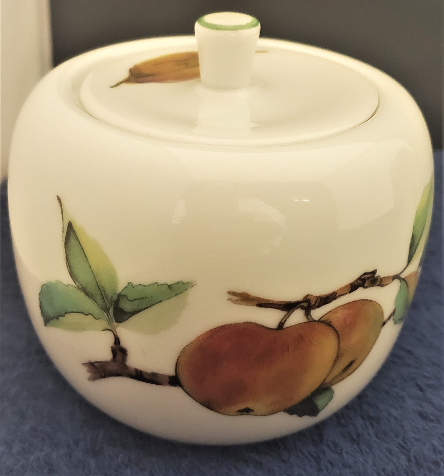 Royal Worcester Evesham Vale Sugar Bowl & Lid